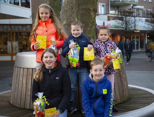 Prijzen uitgereikt van de schaatsbaan kleurwedstrijd