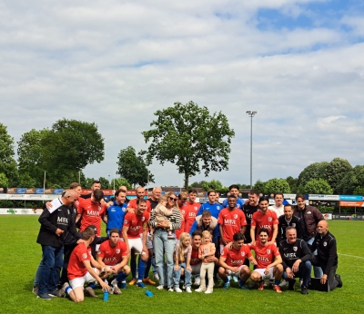 Verlies SV Venray bij afscheidswedstrijd Robert Willemse maar blijft in de 4e divisie