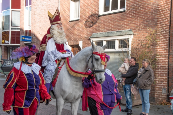 Sint Nicolaas op paard 2024