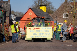 Actuele optocht van het Geijsterse Keieriek