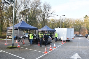 Grote verkeerscontrole in Venray: voertuigen en bestuurders streng gecontroleerd